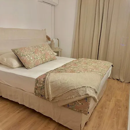 Plein Centre Vue Propriano (Corsica)